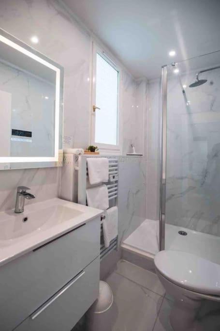 La Suite 7 Gite Urbain Charleville-Mezieres Ngoại thất bức ảnh